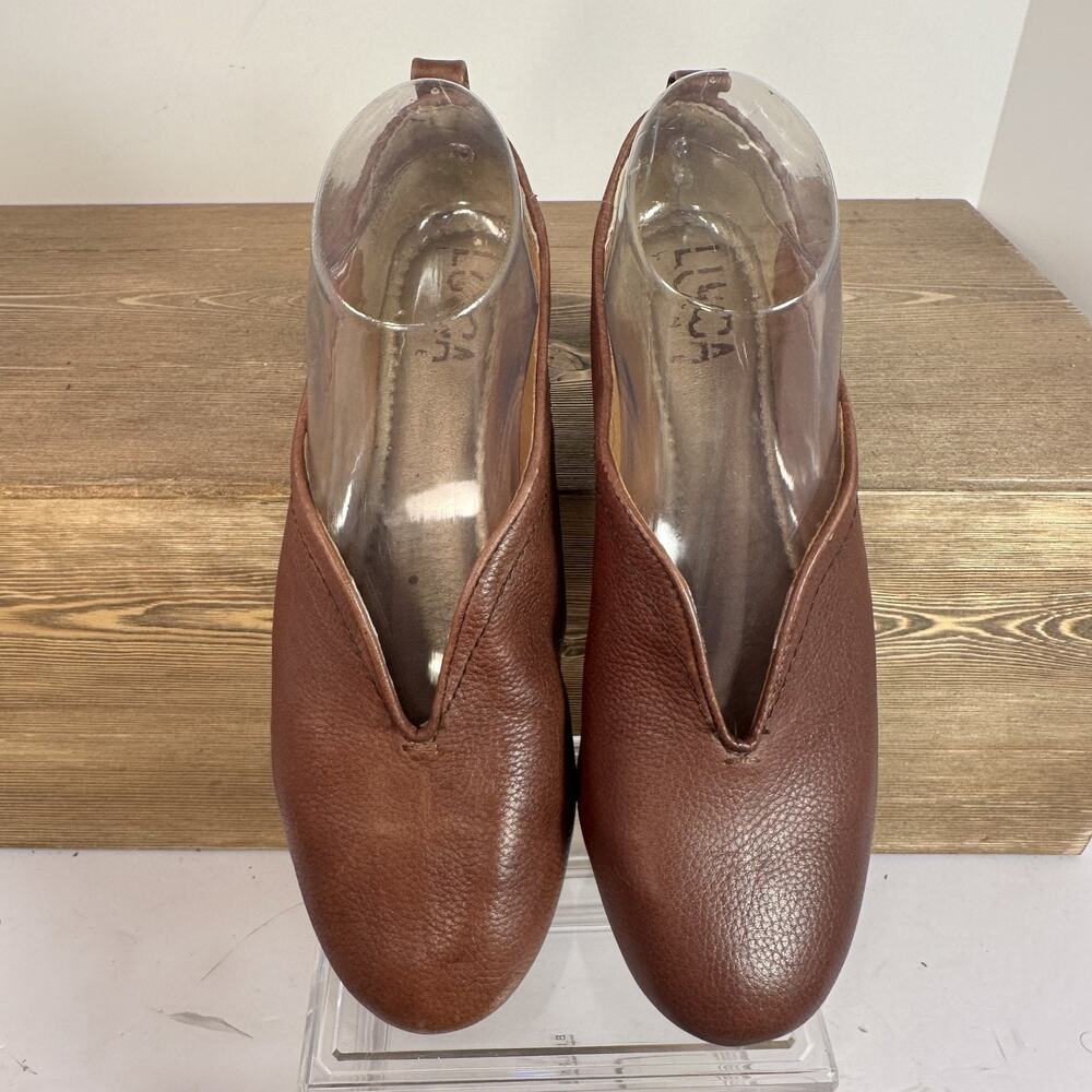 Lucca Lane BAYLA Brown Leather Slip-On Flats SZ 7 Ballet Comfort Quiet Luxury